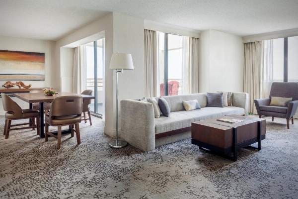 Fort Lauderdale Marriott North image 17